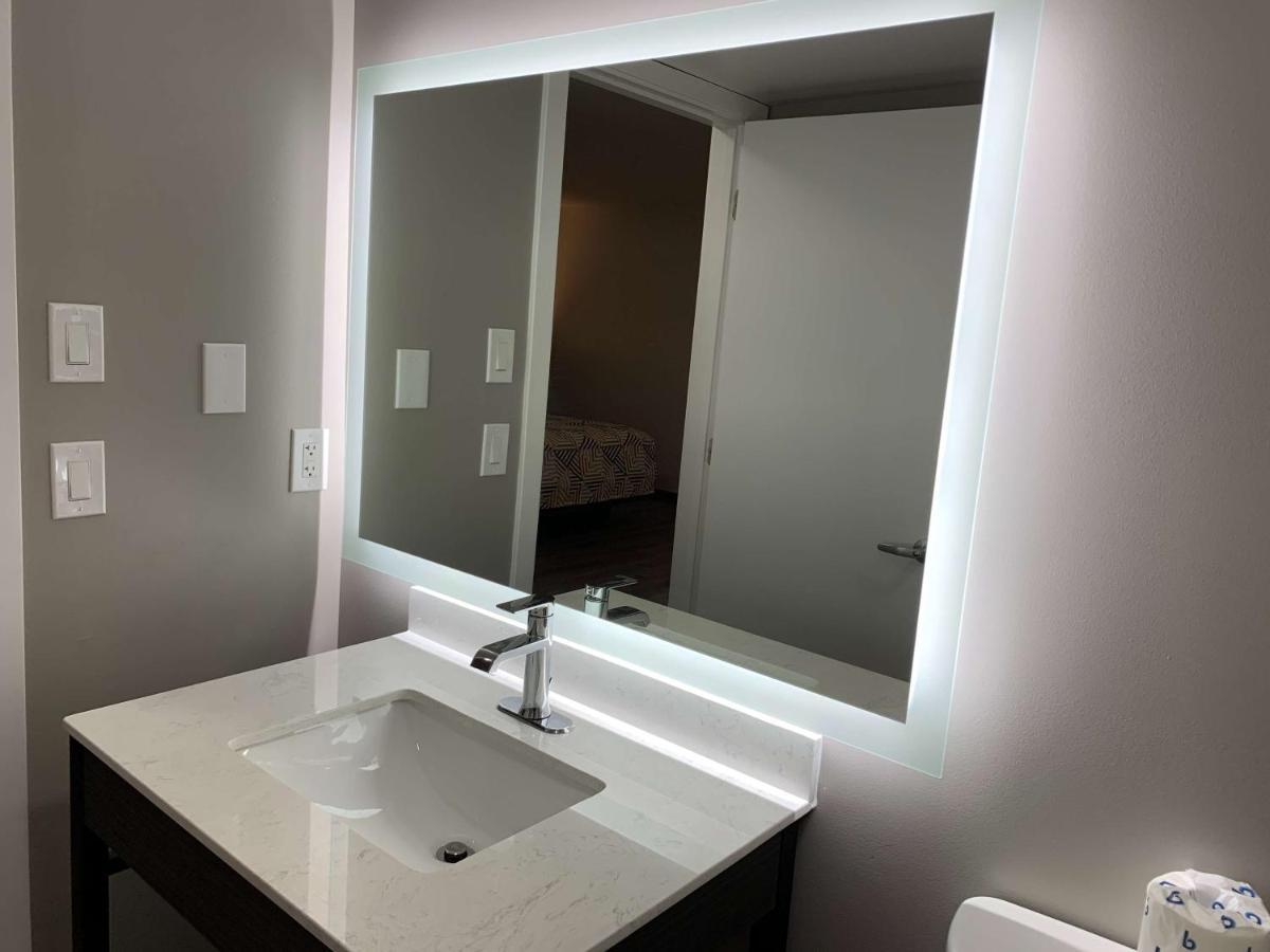 Motel 6 Rockford, Il エクステリア 写真